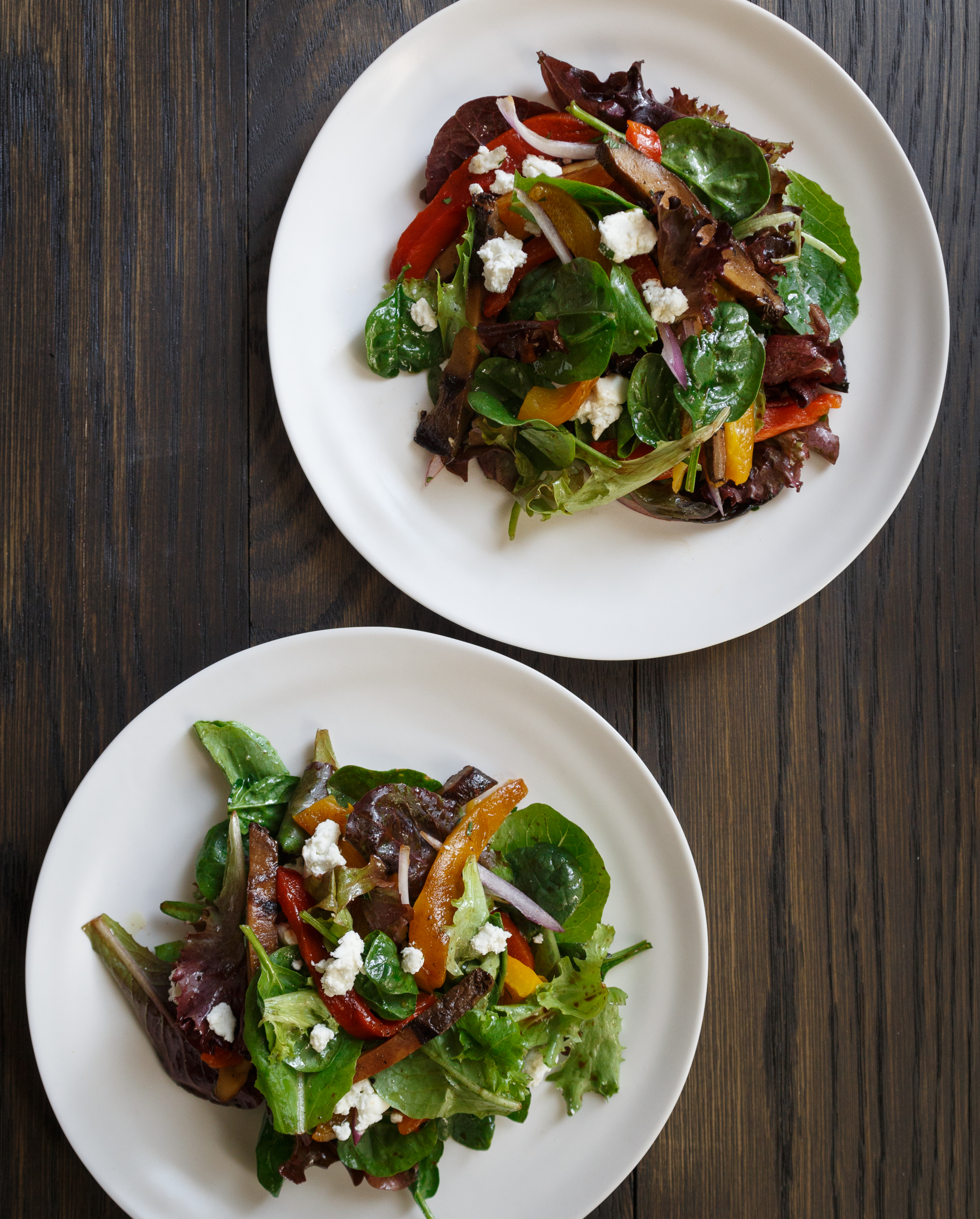 Balsamic-Grilled Portobello and Roasted Pepper Salad