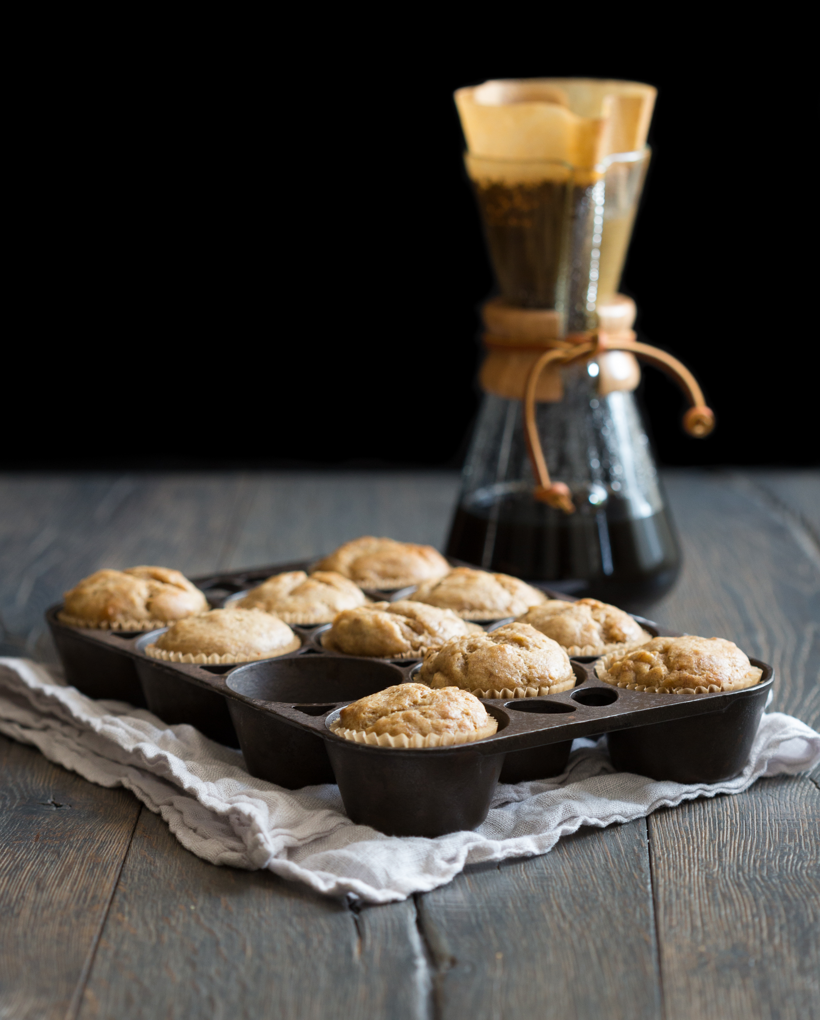 Banana Muffins with Sour Cream and Walnuts