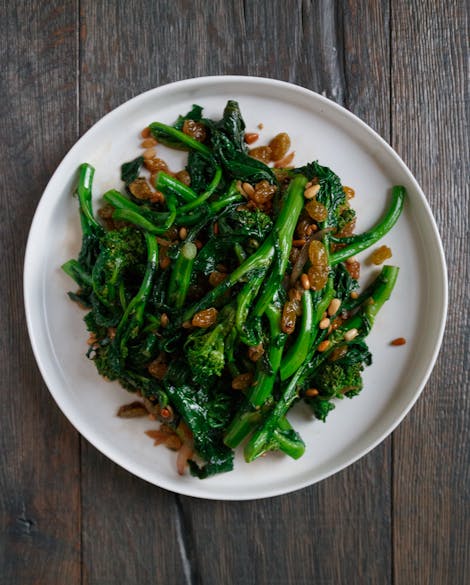 Broccoli Rabe with Pine Nuts and Raisins 