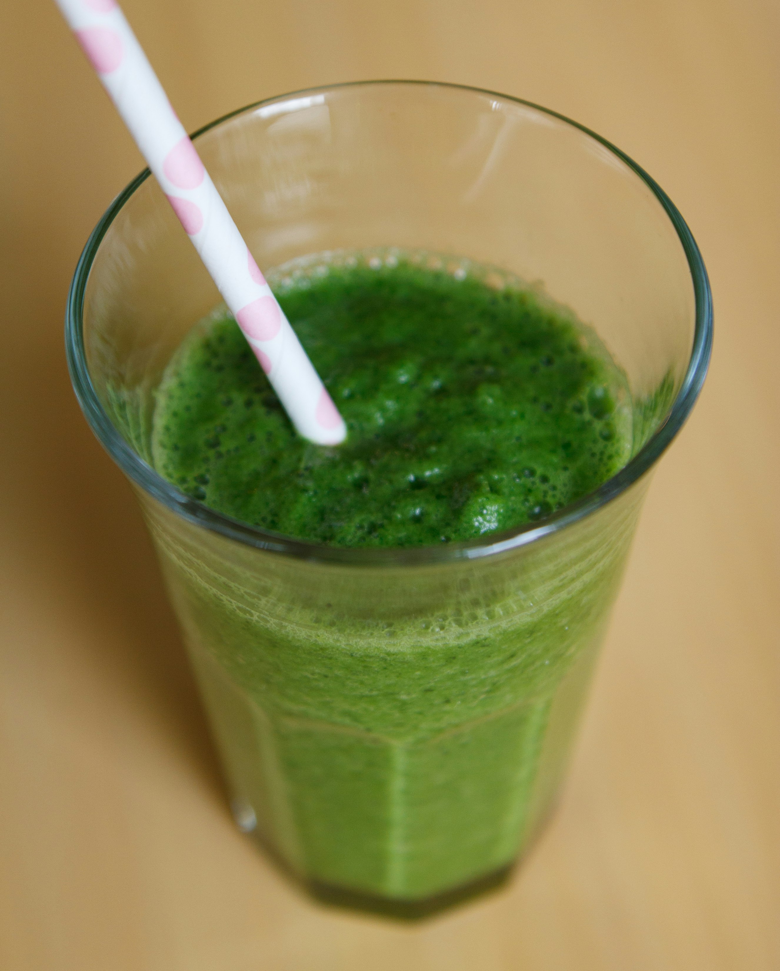 Best Energy-Boosting Green Smoothie Recipe - The Yellow Table