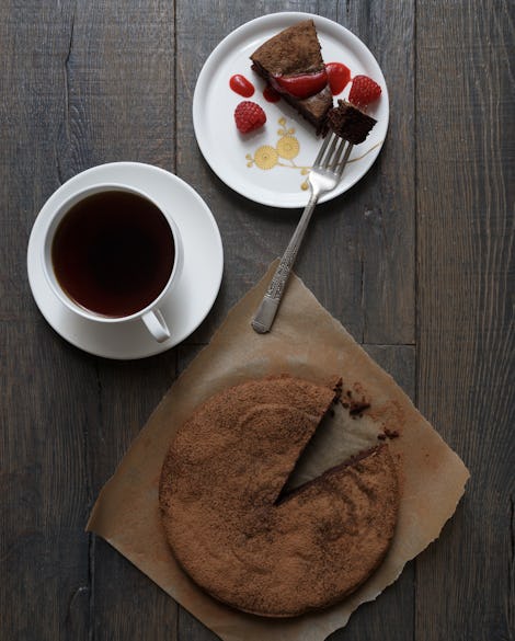 Flourless Dark Chocolate Cake with Raspberry Coulis