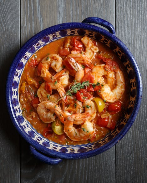 Garlicky Shrimp with White Wine and Tomatoes
