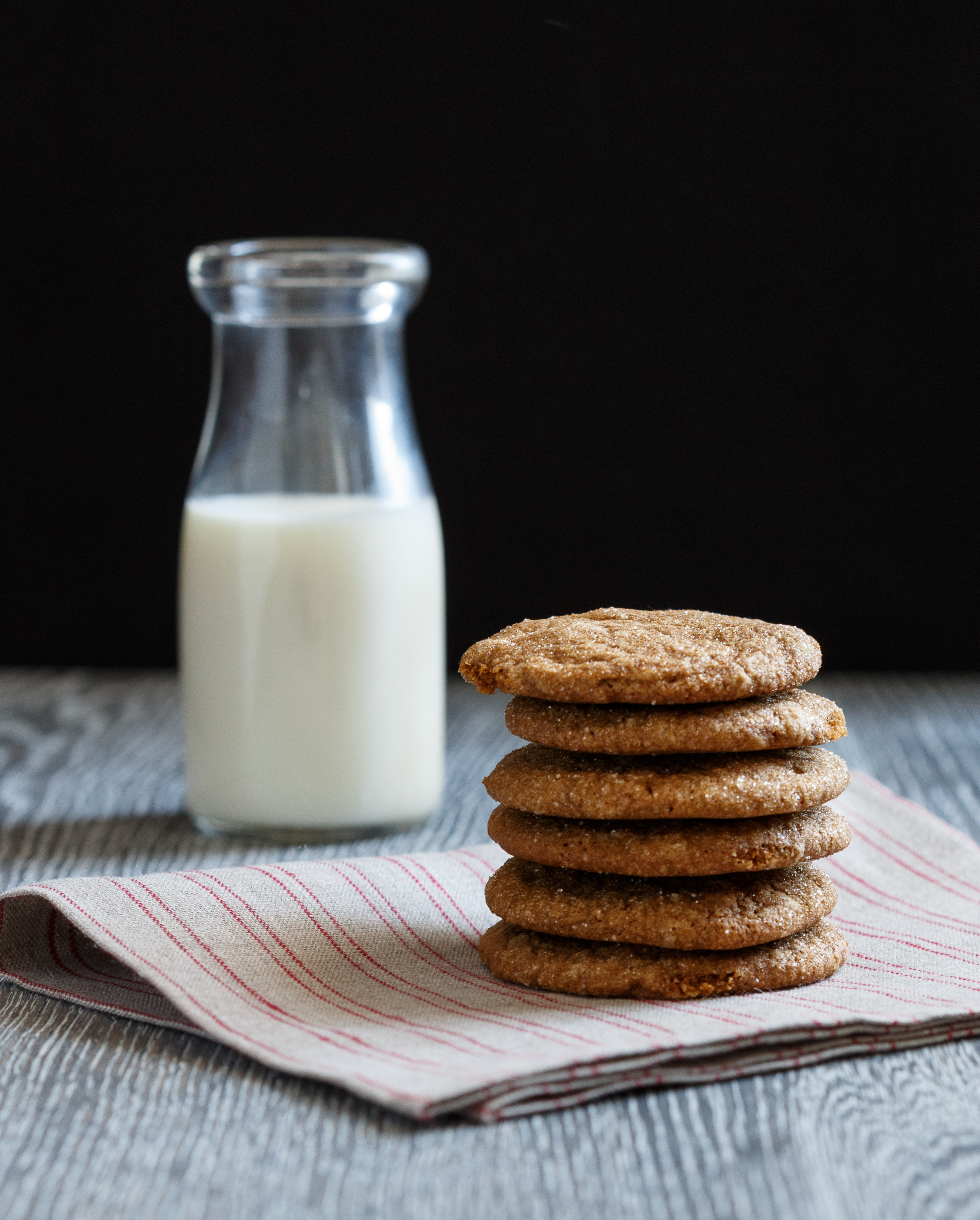 Ginger Spice Cookies with Cinnamon and Nutmeg