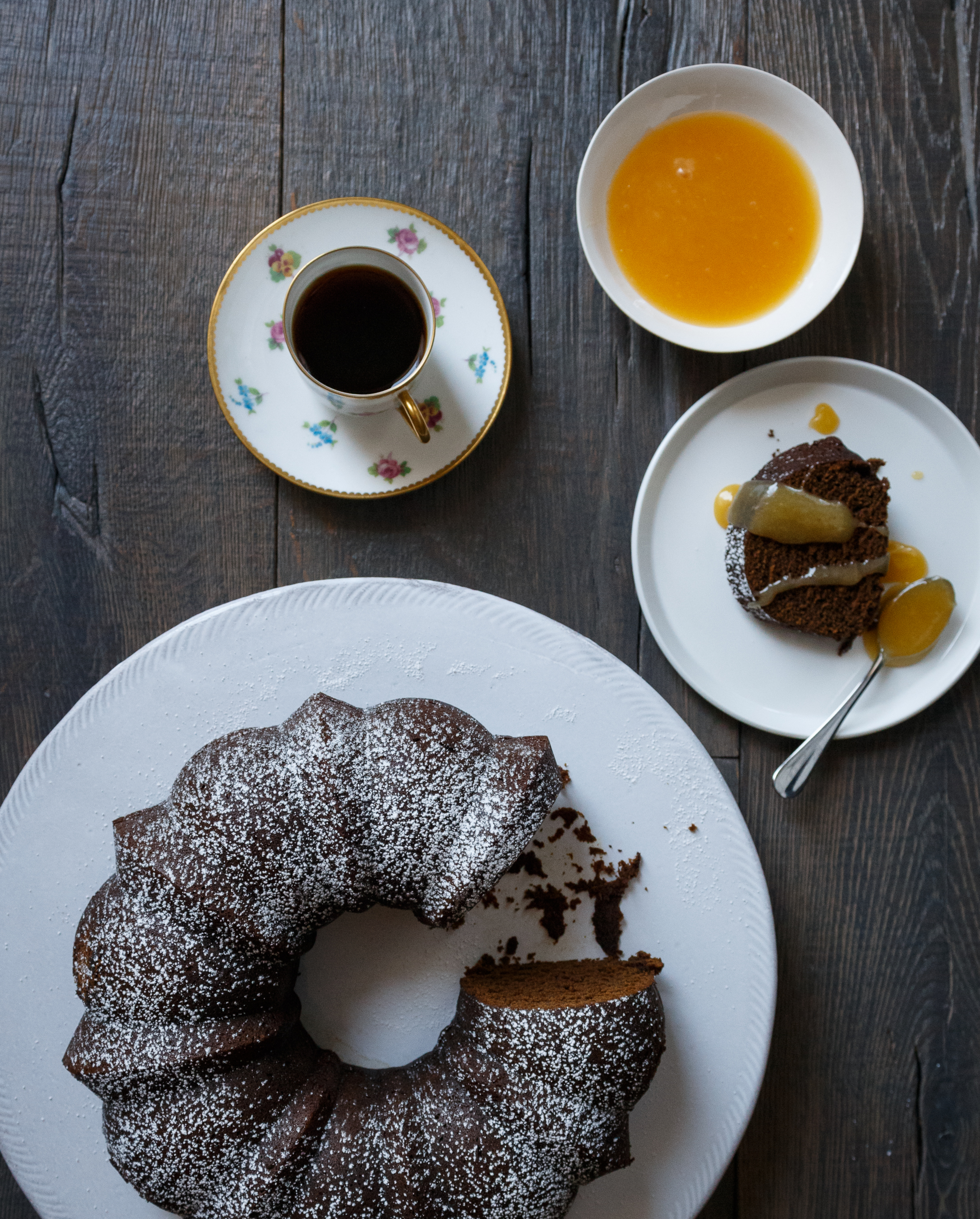 Old Fashioned Gingerbread Bundt Cake