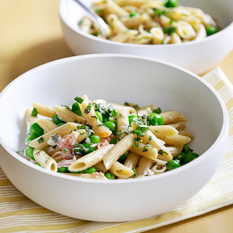 Best Pea and Pancetta Pasta Recipe - The Yellow Table